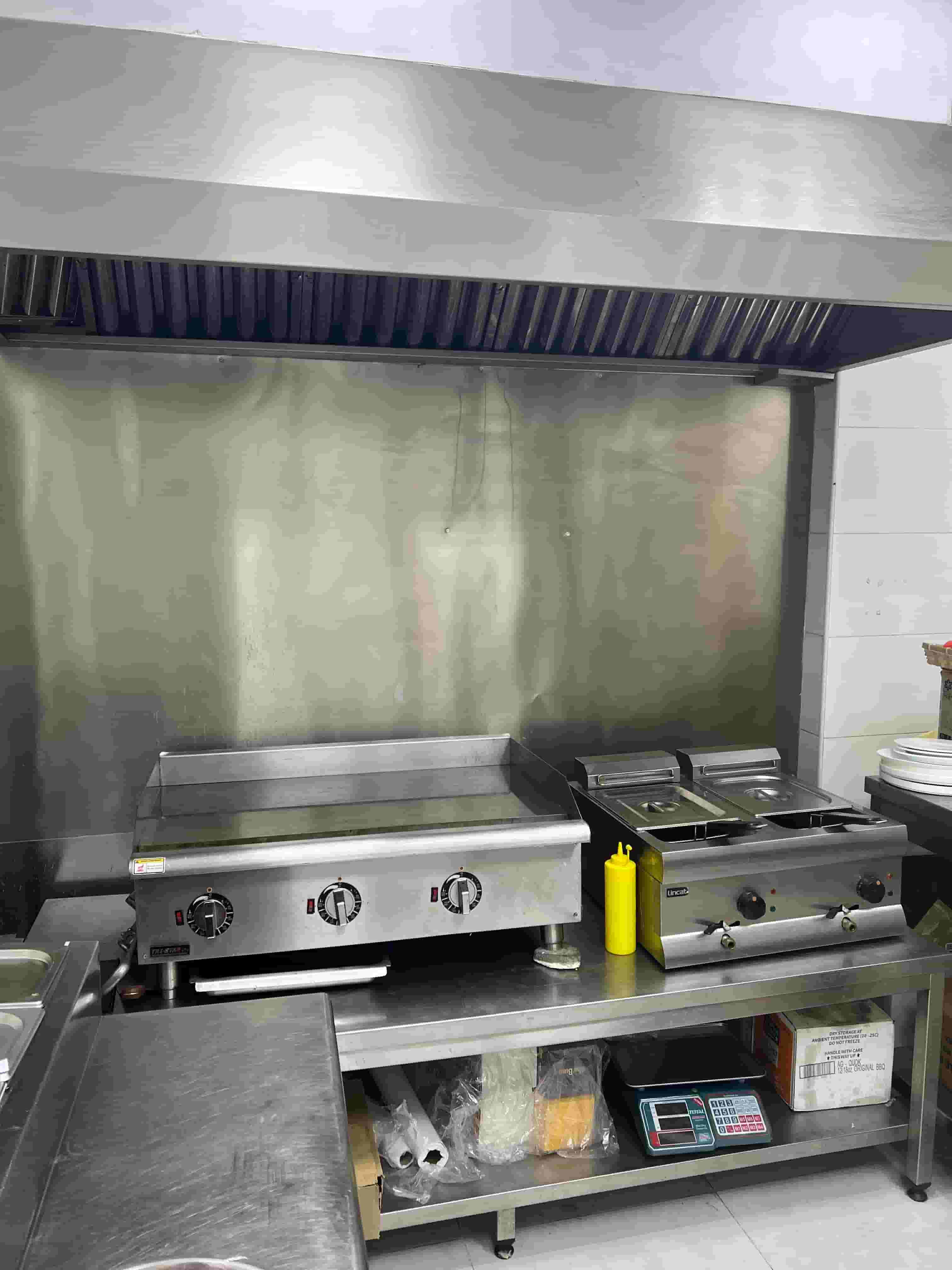 Burger restaurant for sale in Aswaq Al Qurain 