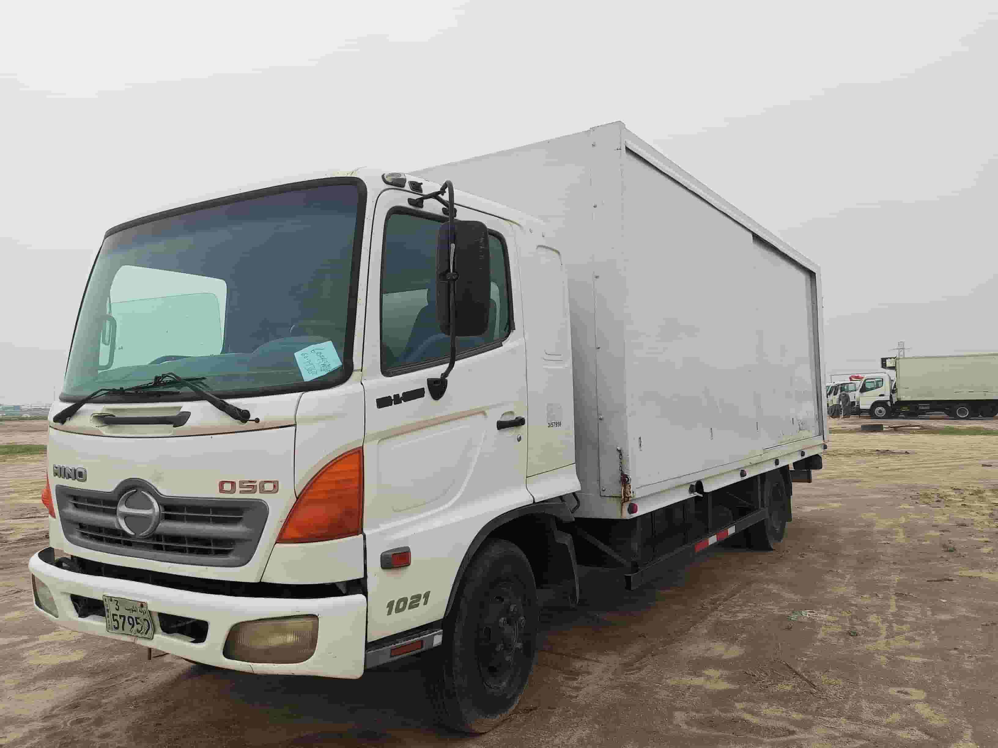 Hino 2009model