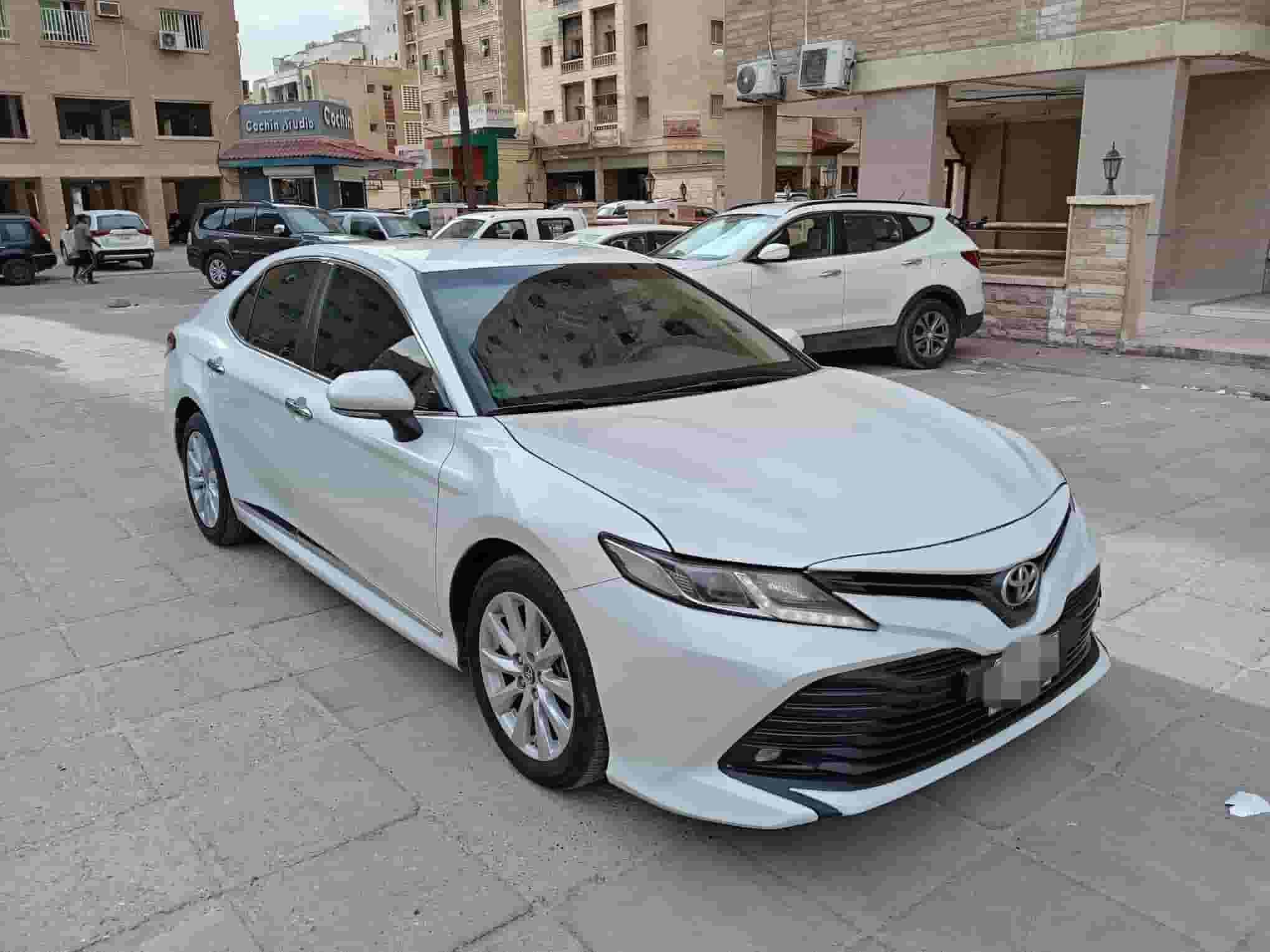 Camry GLE 2019 model for sale