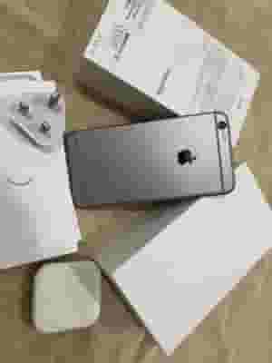 iPhone 6 plus 128 GB is clean and not unlocked