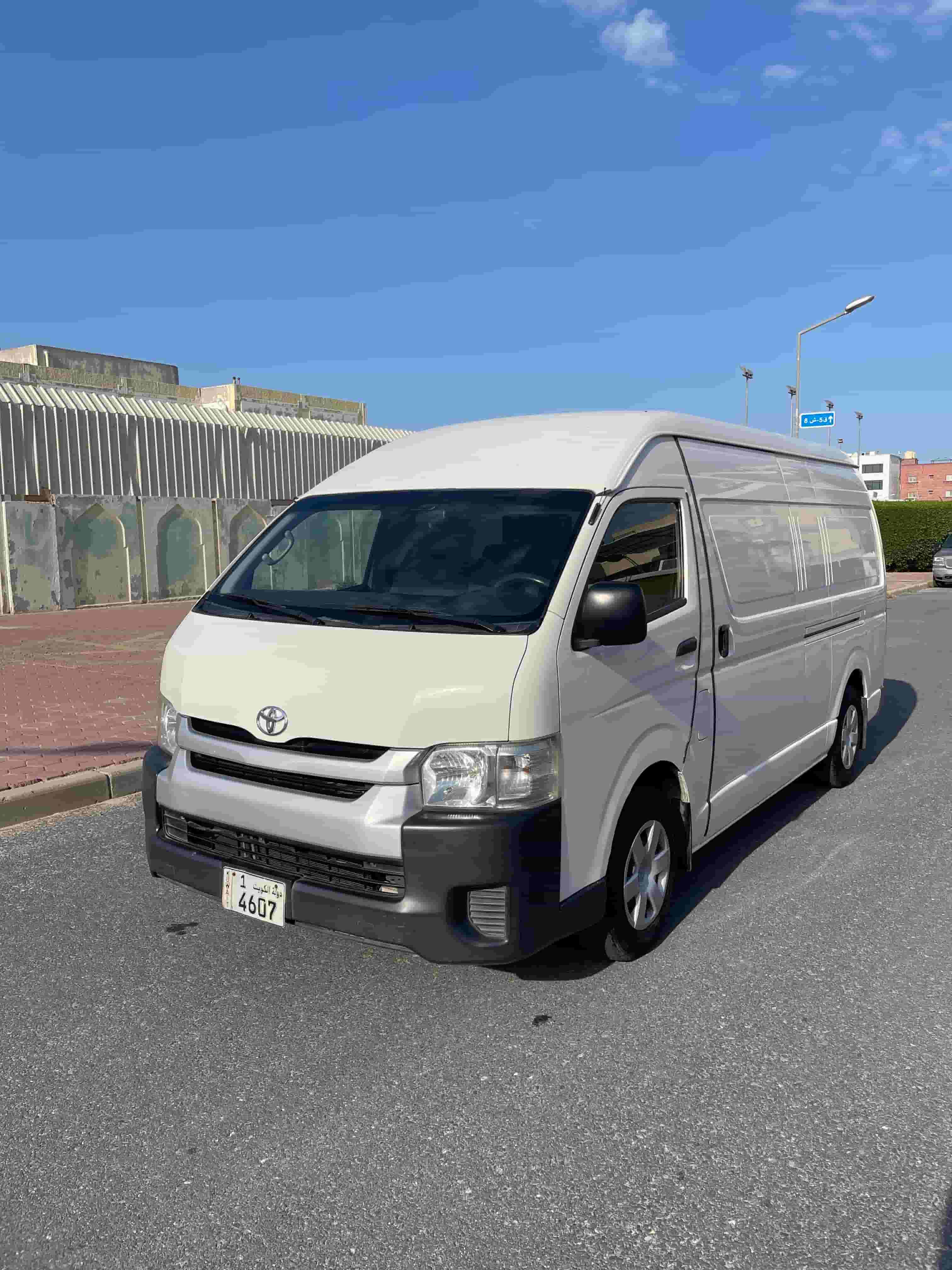 2014 Toyota Hiace
