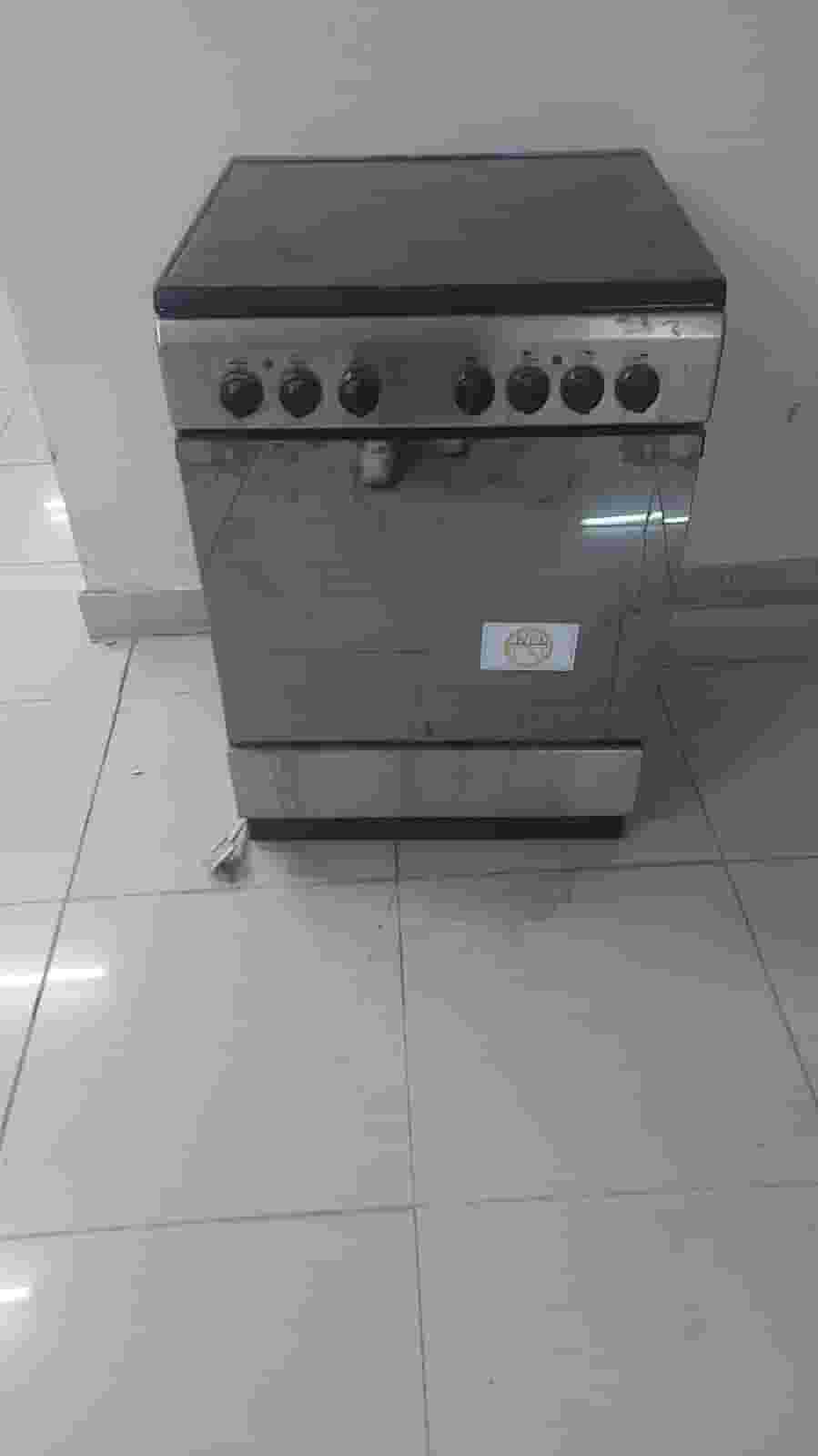 Indesit cooker