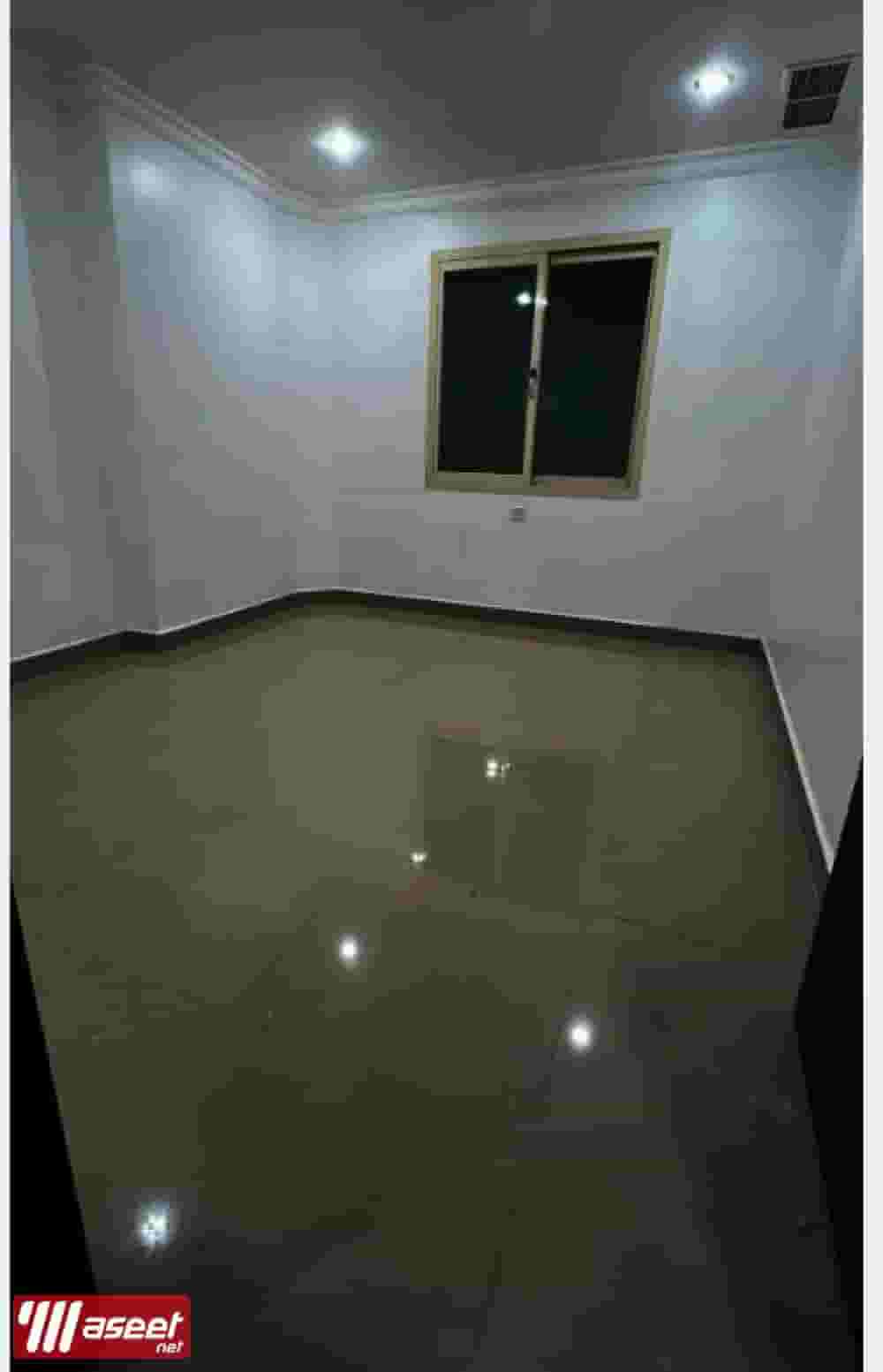 For rent a floor in Andalusia Q12