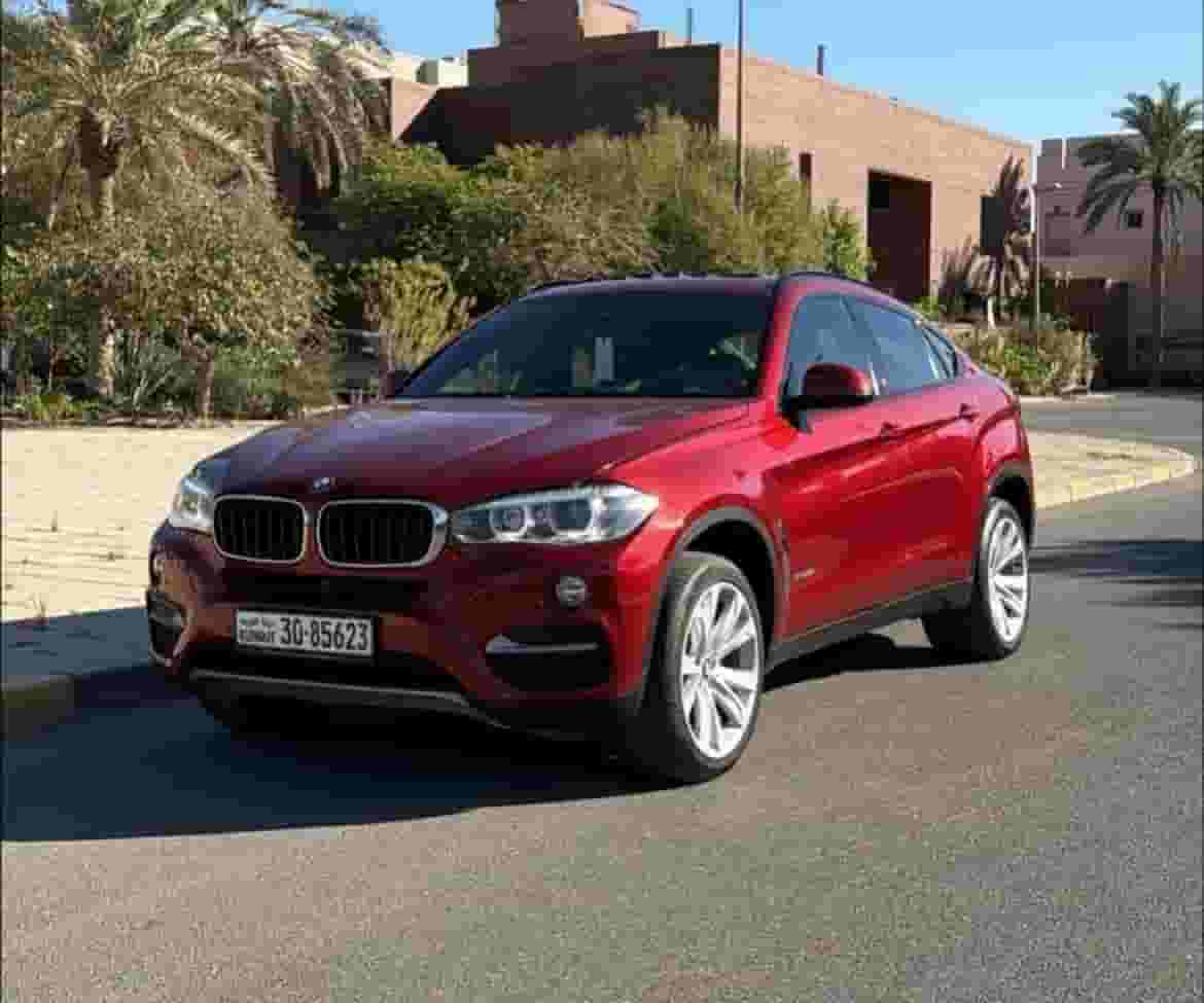 BMW X6 size 2015 model