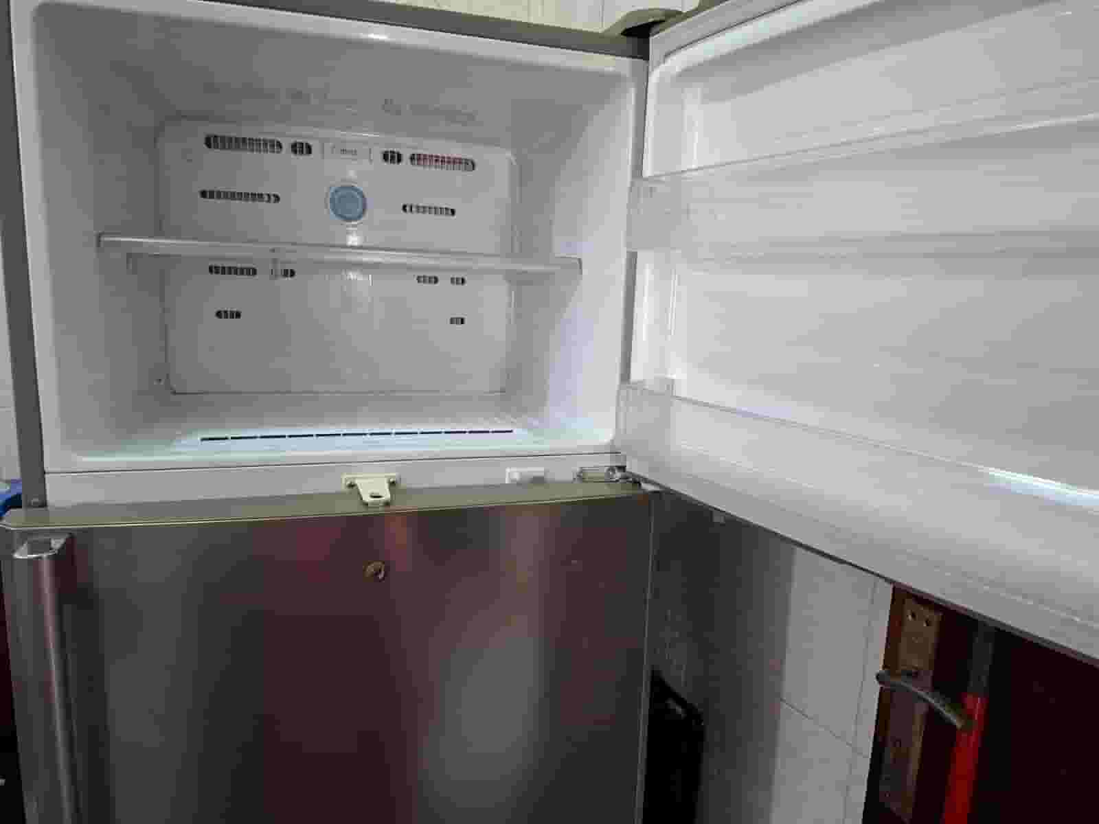 For sale, a washing machine in Tagaz Majlis is in good condition 29282933