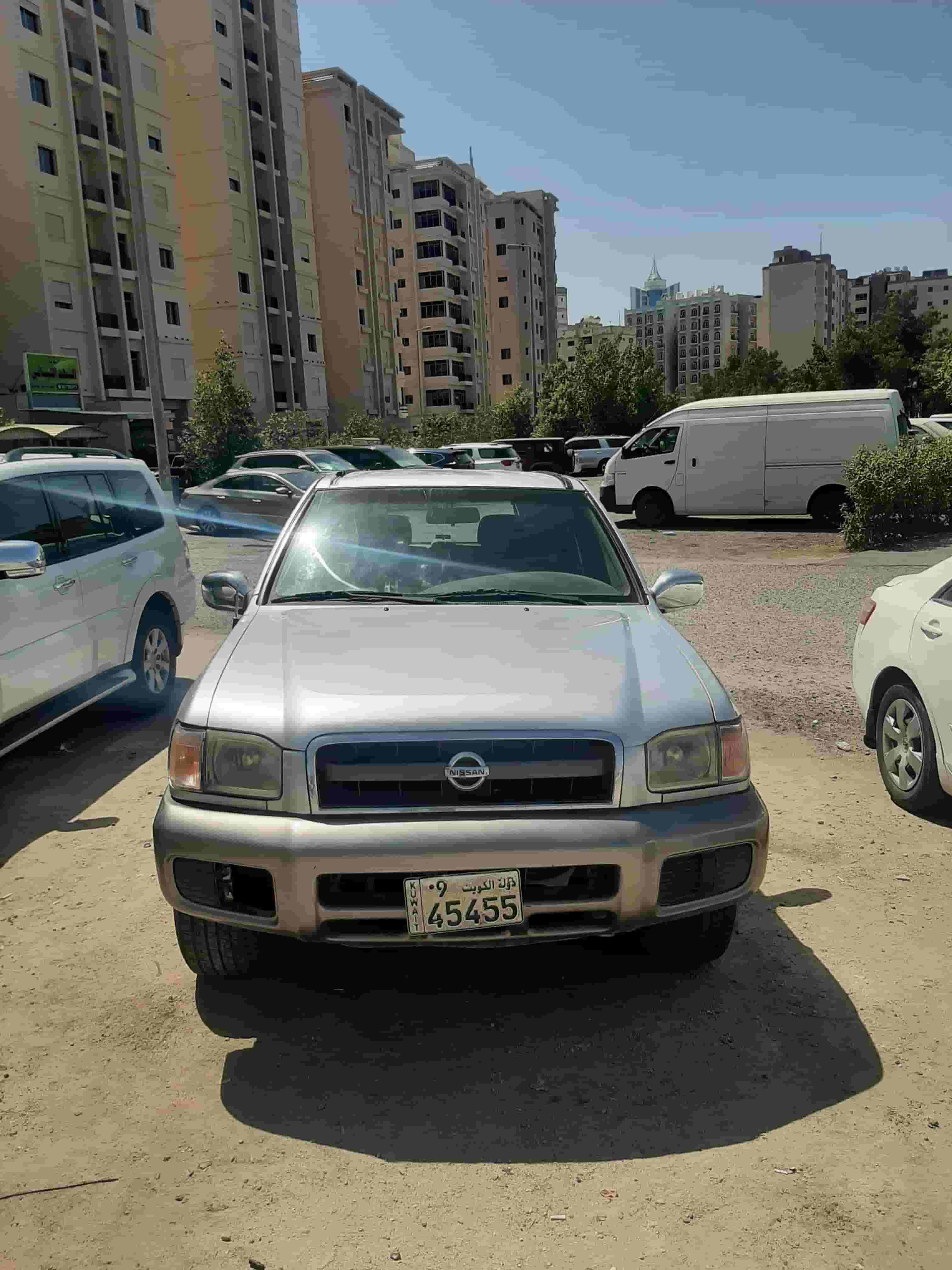 نيسان باثفايندر 2002 للبيع