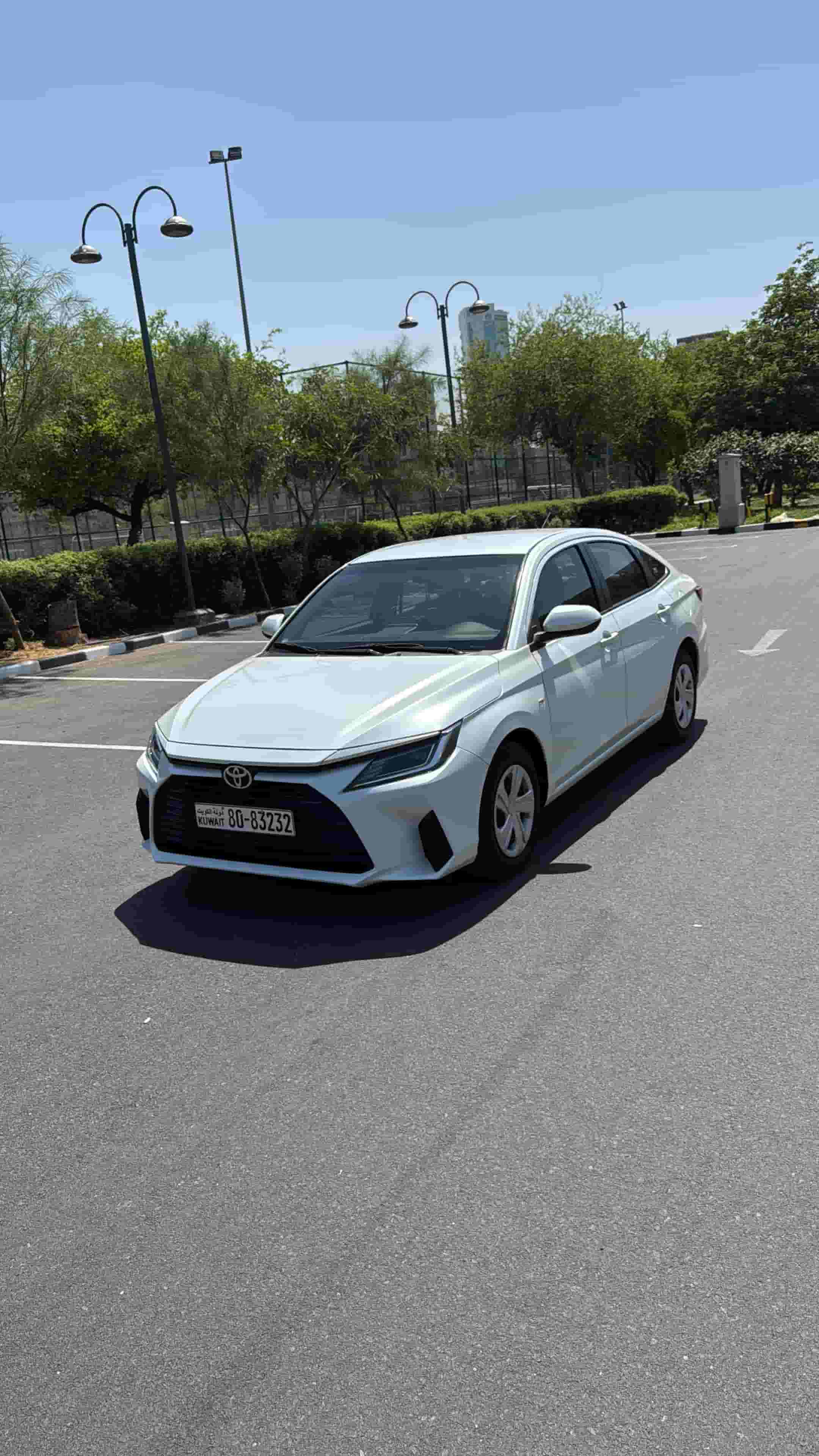 TOYOTA YARIS 2024