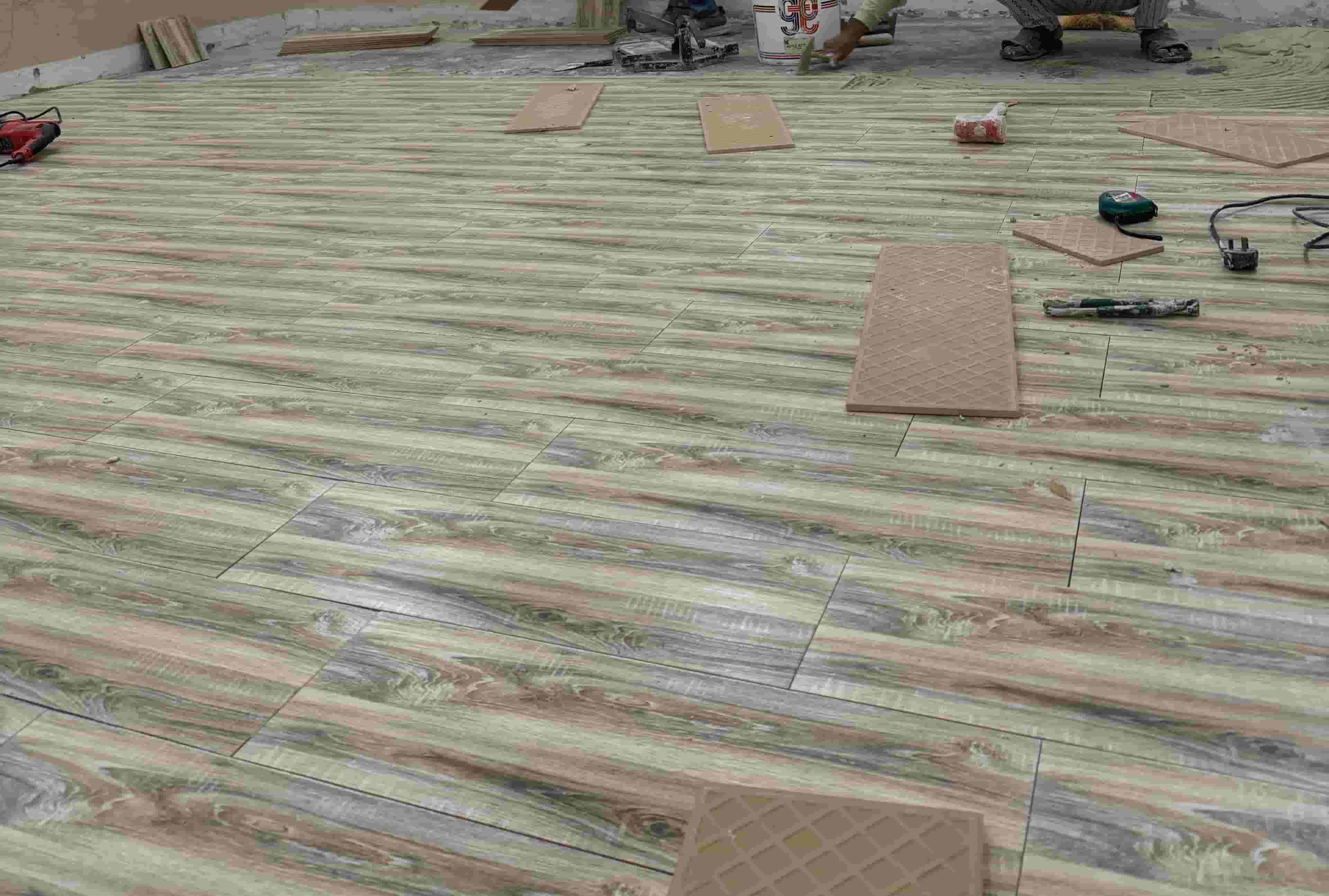 Abu Mariam for all ceramic and granite works