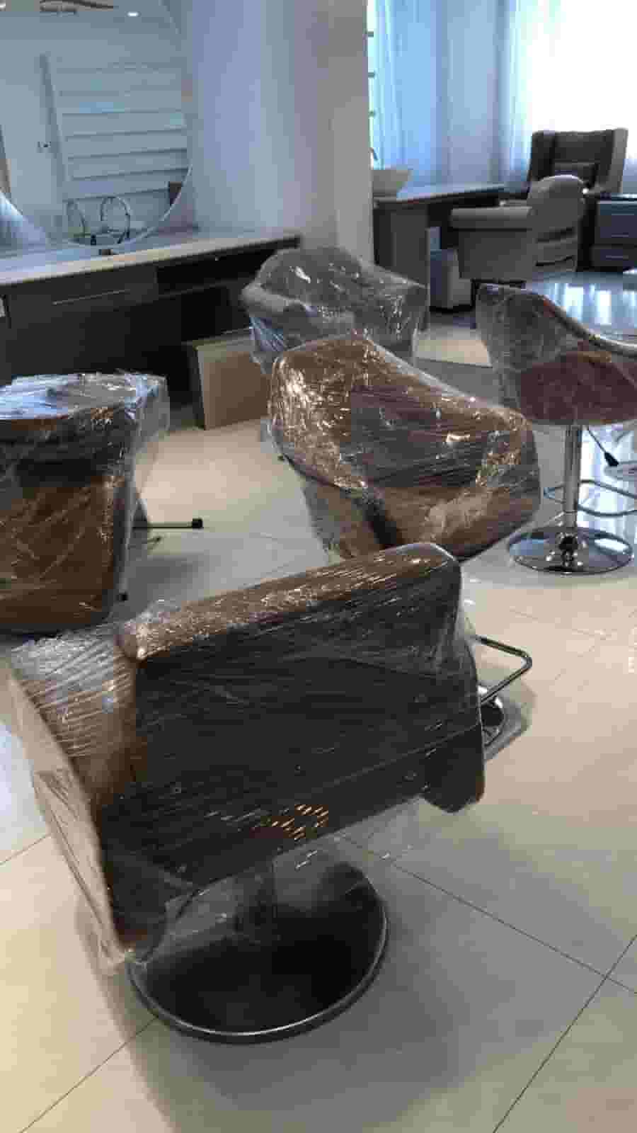 Full salon furniture