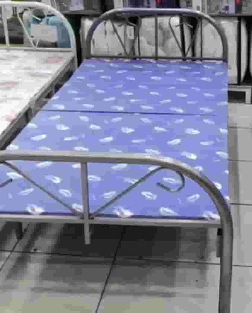 - Foldable bed