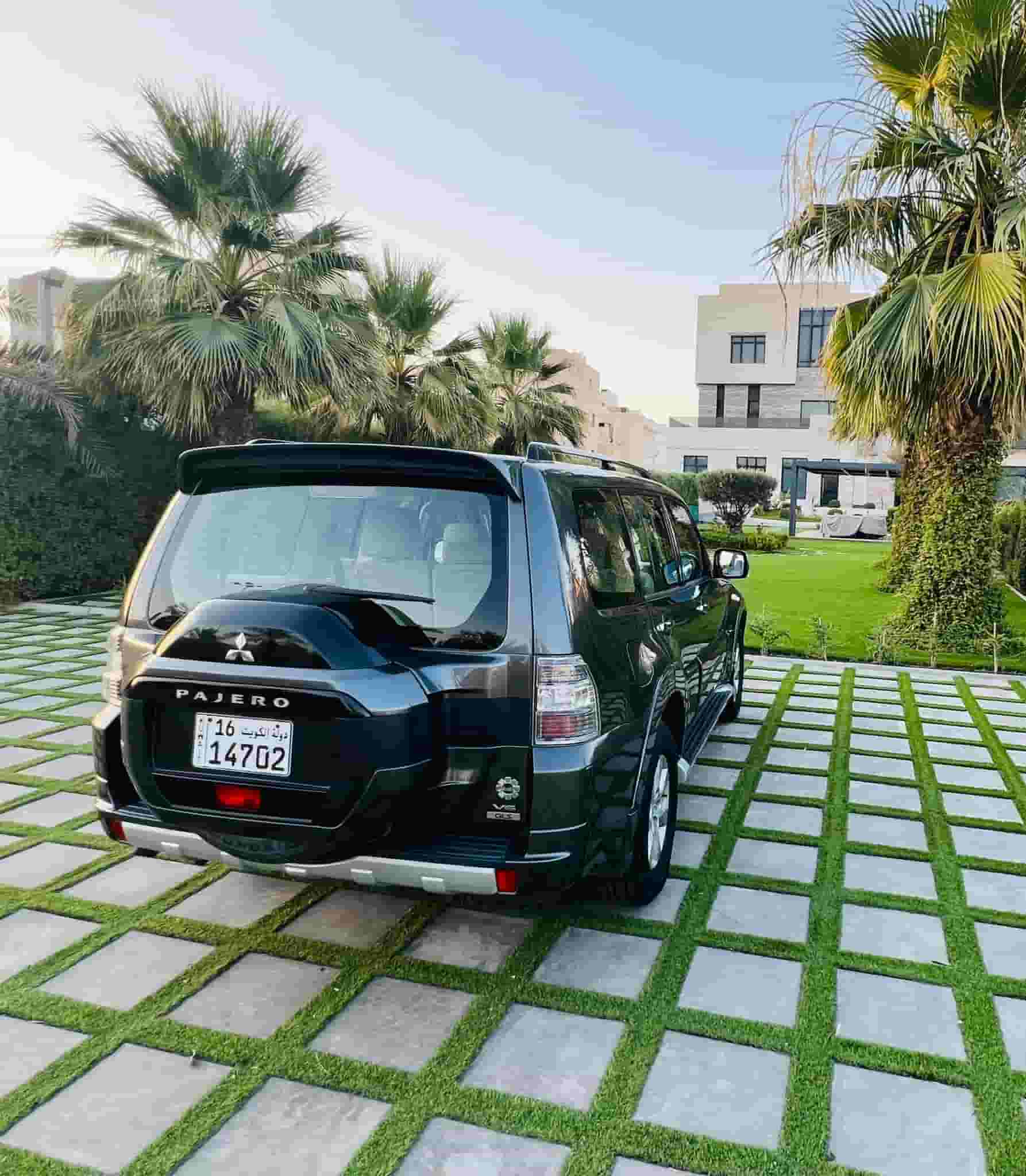 🚙 MITSUBISHI PAJERO 3.5L FULL SPECIFICATIONS FOR SALE 2018