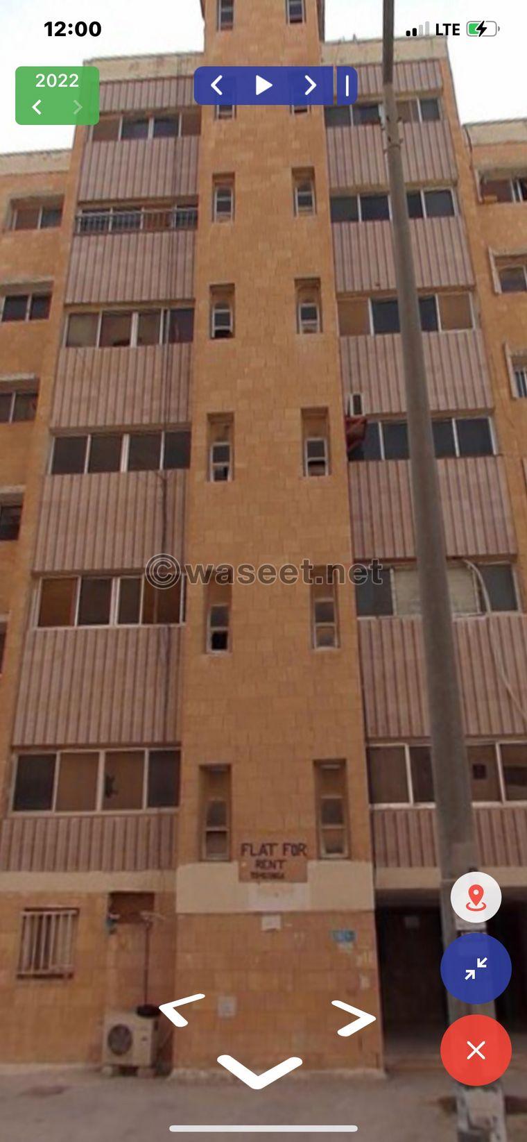Building in Salmiya, 750 m, Al-Mughira Street 0