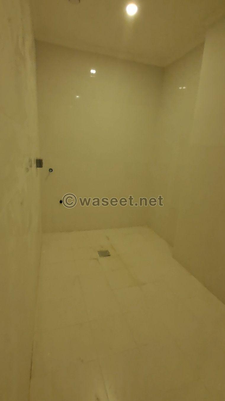 For rent a deluxe apartment in Salmiya 120m 3