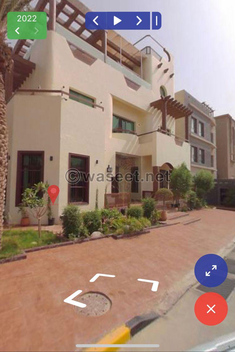 Corner villa for sale in Eqaila, 420 sqm 0