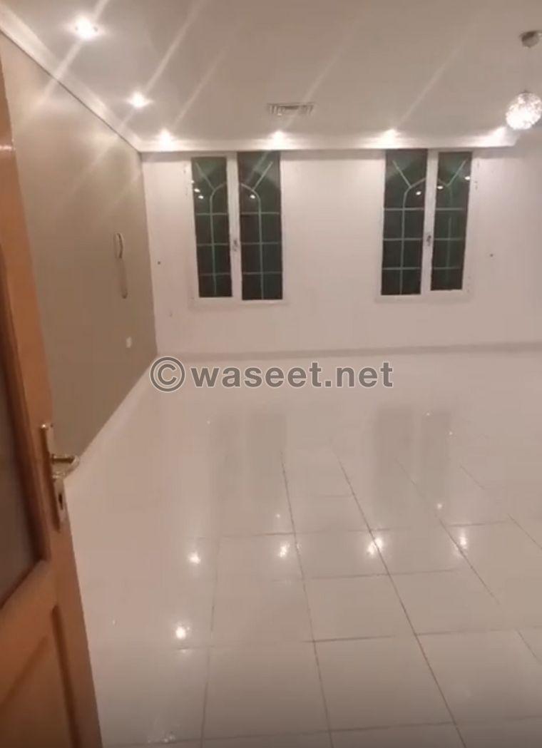 For rent an apartment in Al Rawdha Q4 0