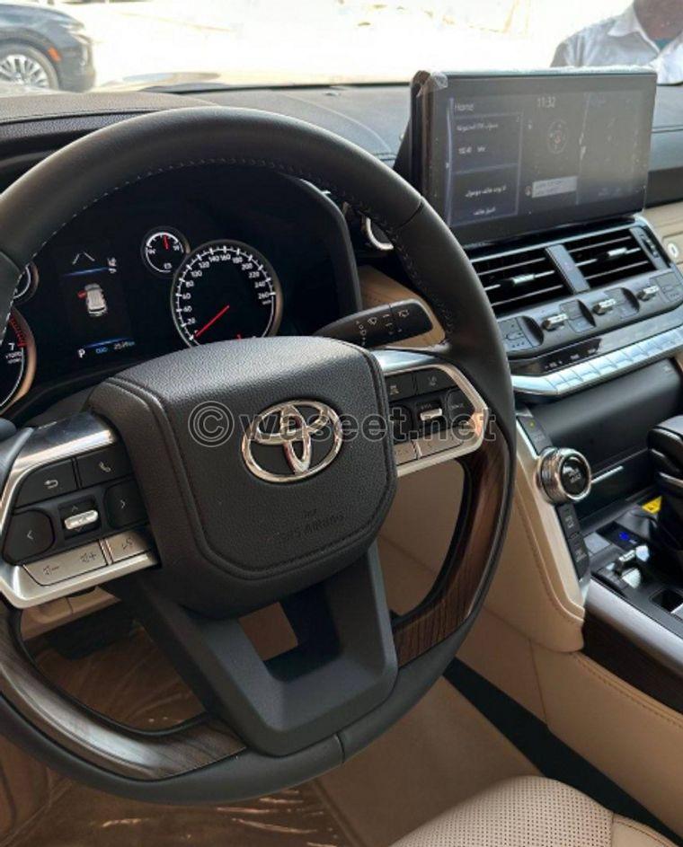 TOYOTA LAND CRUISER MODEL 2023 3