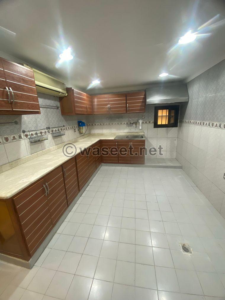 For rent a luxurious floor in Daiya  5
