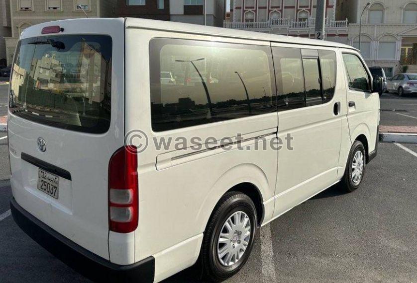 Hiace model 2013 3