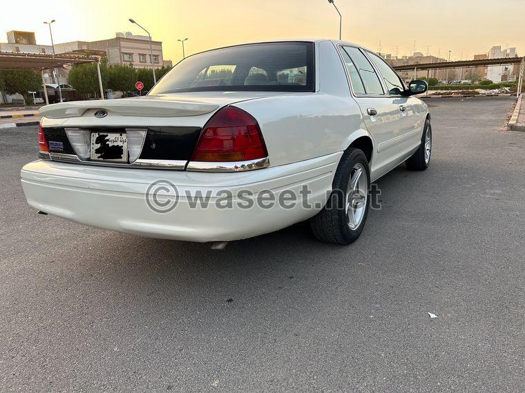 Crown Victoria 2003 2