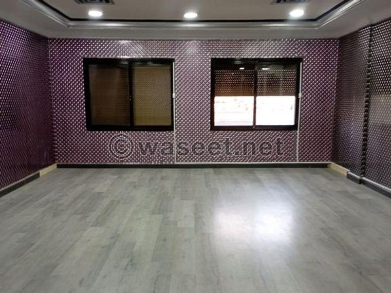 For rent a second floor in Salwa in exchange for services and the association 5