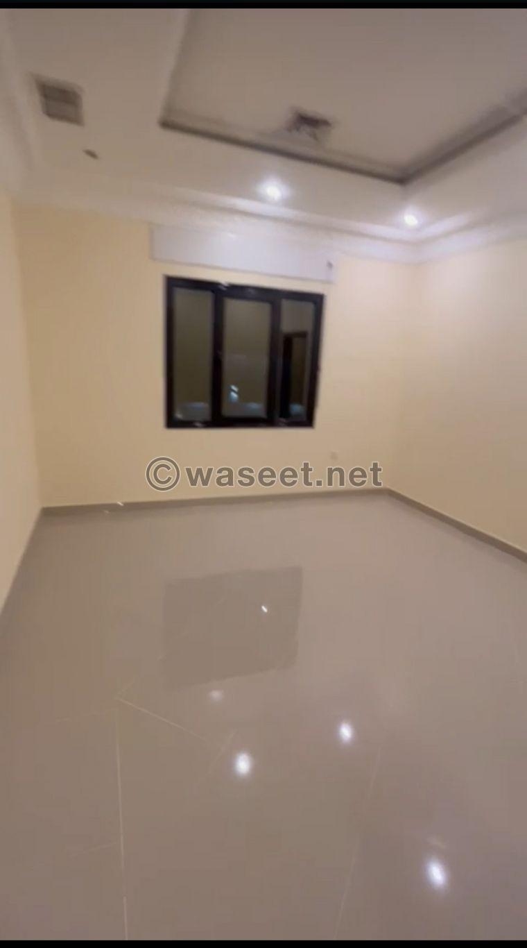 For rent an apartment in Siddiq first floor  0