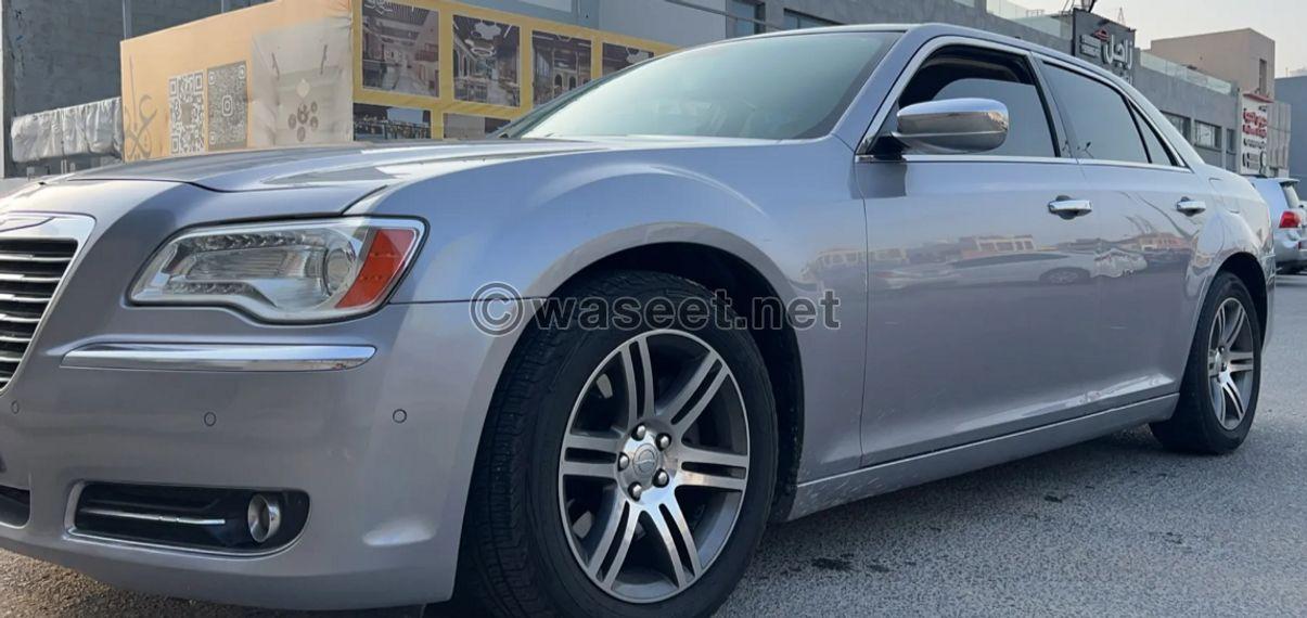 Chrysler 300 car model 2013, 0