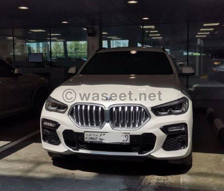 The BMW X6 looks like the 2022 model 0