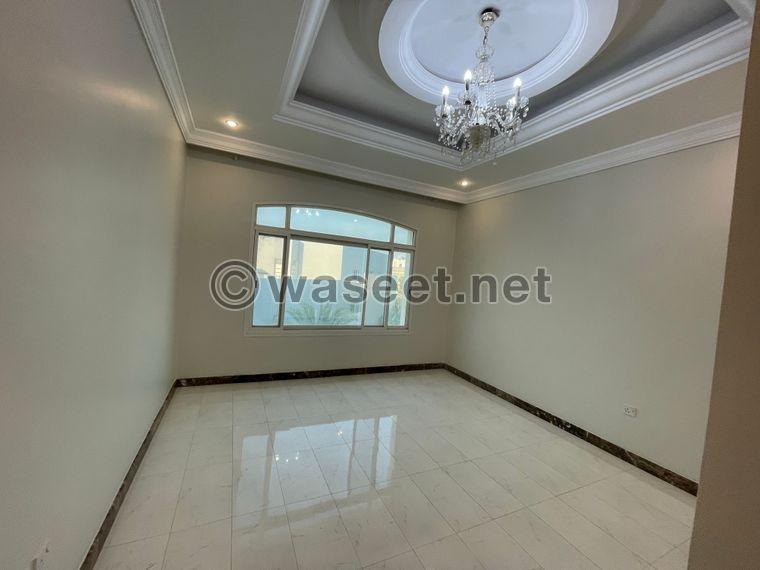 Abu Al Hasani floor for rent  9