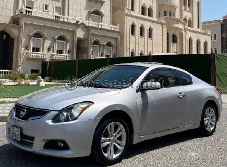 Nissan Altima Coupe model 2012 0