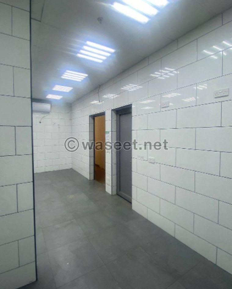 For rent a shop with an area of 47 meters 1