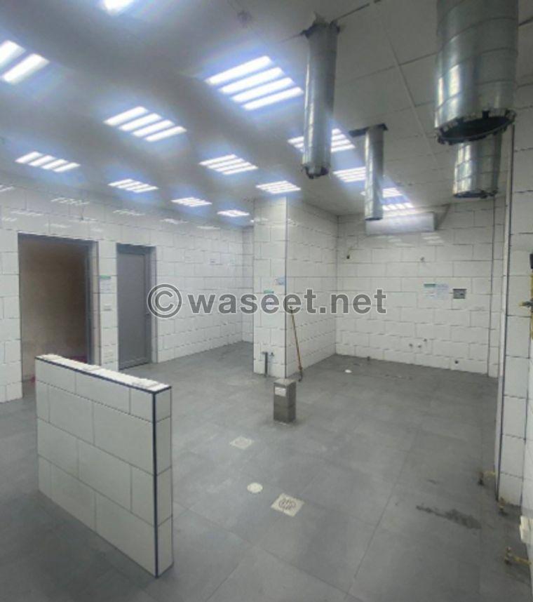 For rent a shop with an area of 47 meters 2