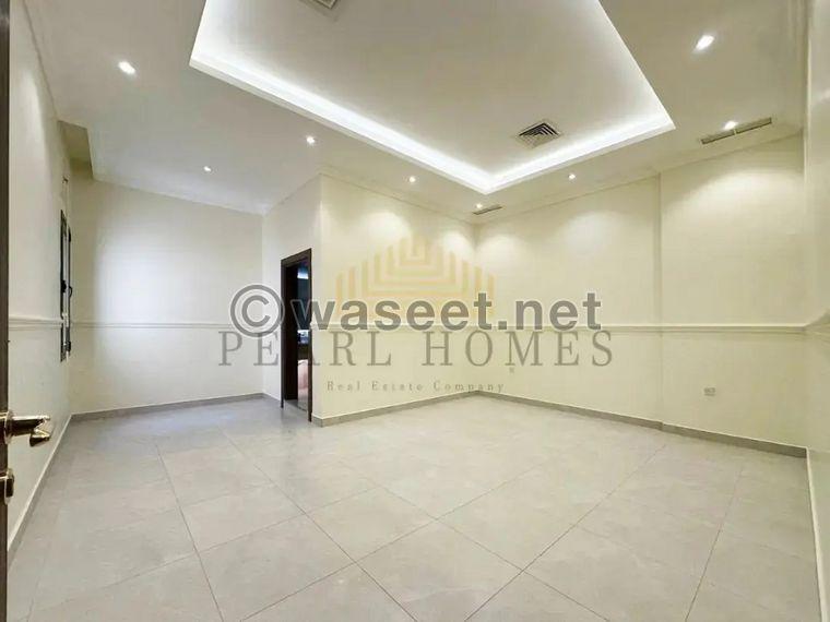 Large floor for rent in Abu Ftaira 3