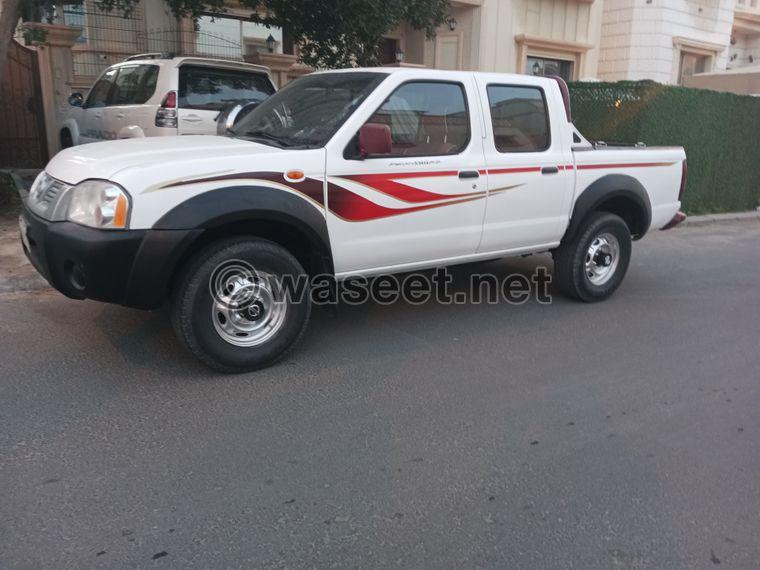 For sale is a 2007 Nissan pickup 1