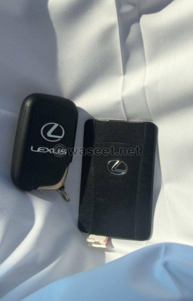 Lexus LX570 model 2013 5
