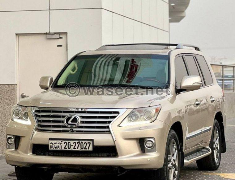 Lexus LX570 model 2012 3