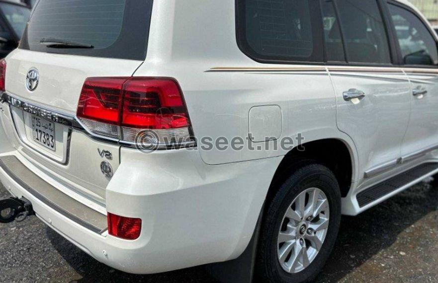 Land Cruiser model 2018 2