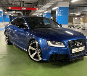 Audi RS5 model 2012 for sale 