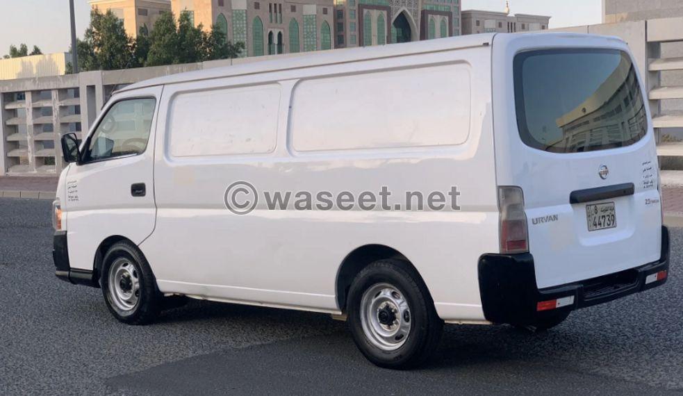 Nissan bus for sale closed 2011 3