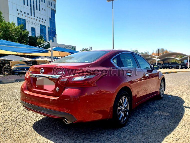 Nissan Altima 2018 in excellent condition  3