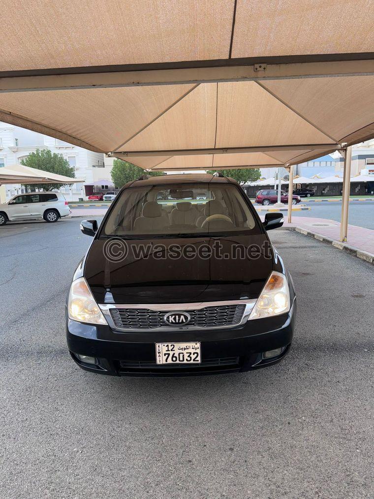 Kia Carnival 2014 8