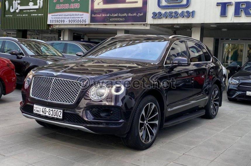  Bentley Bentayaga model 2018 0