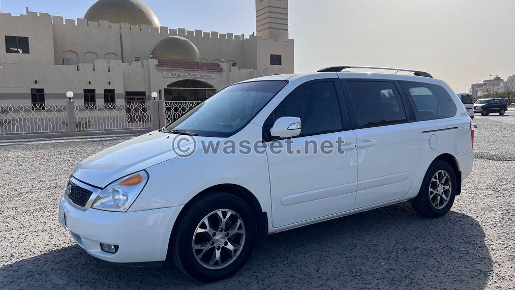 KIA Carnival 2014  0