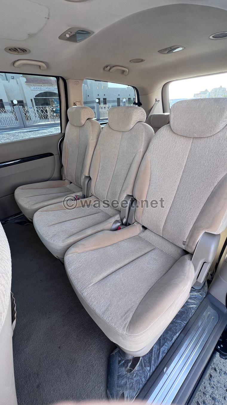 KIA Carnival 2014  8