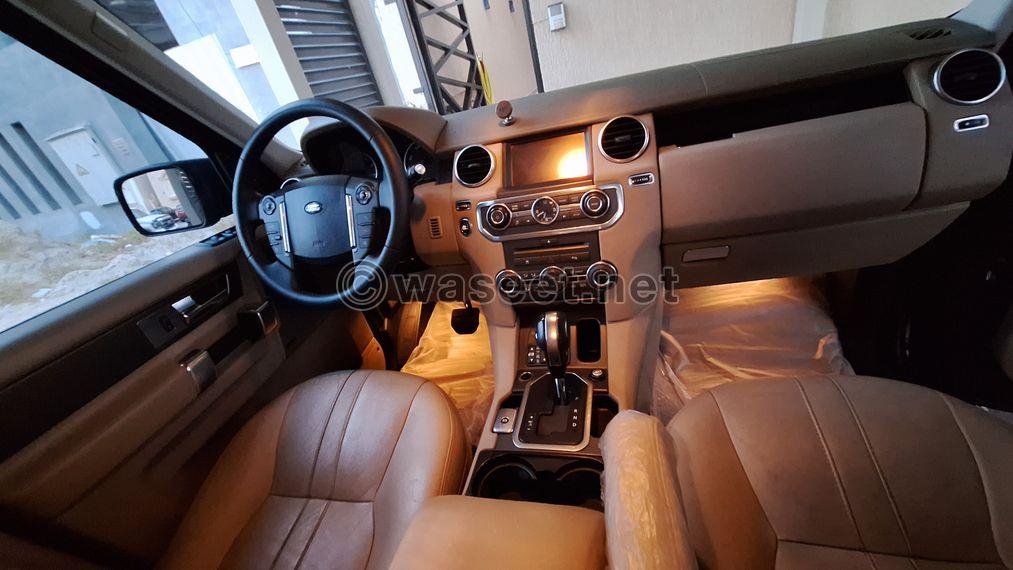 Land Rover Discovery 2012 1