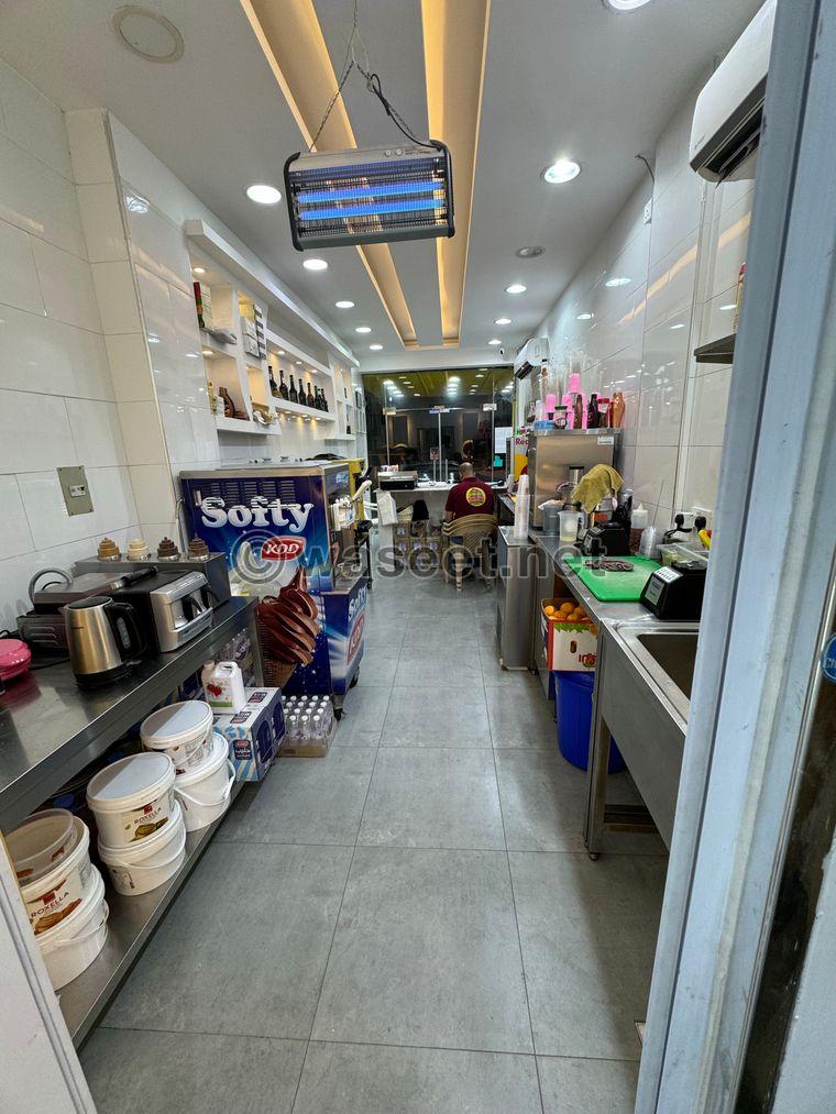 Juice shop for sale in Salmiya, Al Blajat, 43 meters 1