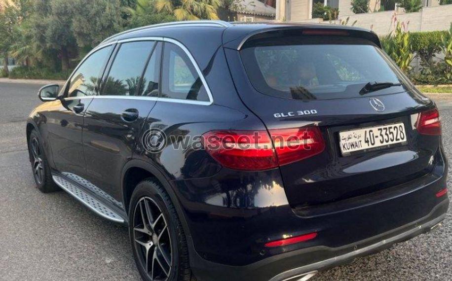 Mercedes GLC 300 model 2017 4