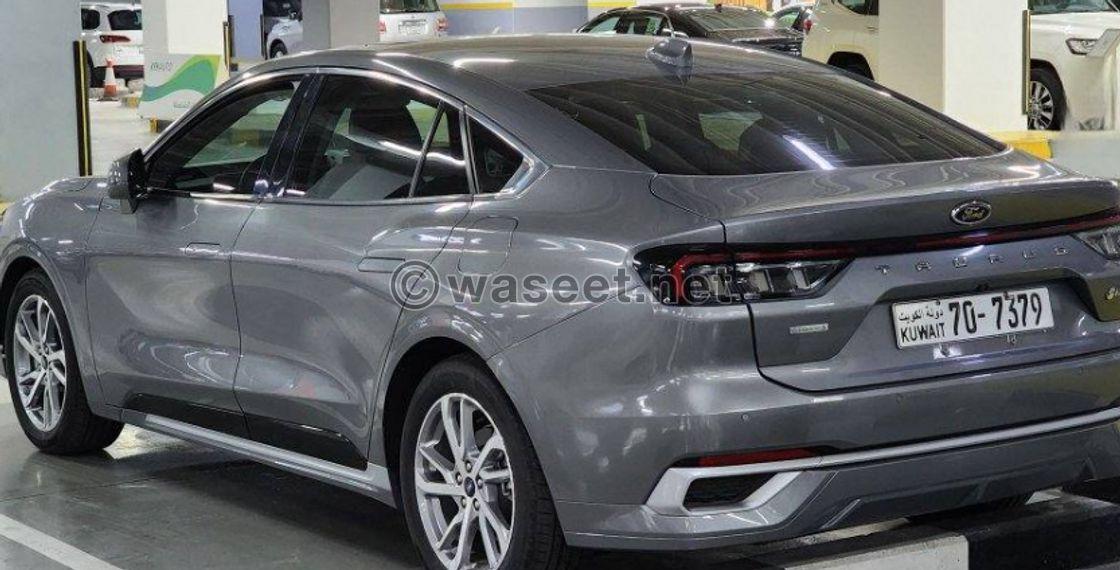 Ford Taurus 2023 4