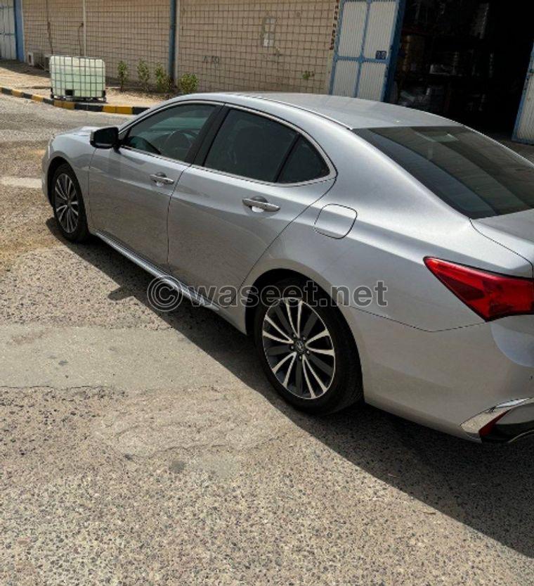 أكيورا 2019 TLX  3