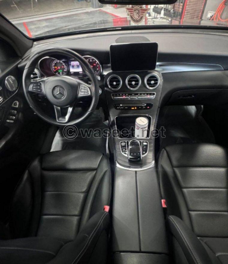 Mercedes GLC 300 2018 model for sale 3