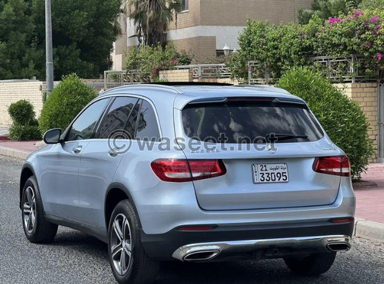  Mercedes Benz GLC 300 model 2017 3